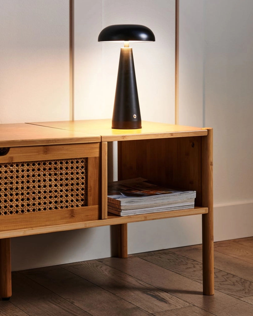 Lampada da tavolo in metallo nero per interni con dimmer senza fili Luce domestica Design moderno