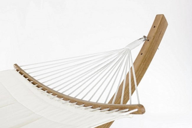 Amaca da Giardino 383x89x120h cm con Supporto di Legno in Tessuto Bianco