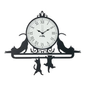 Orologio da parete Cattitude 62x52 cm in ferro con gatti decorativi Quadrante bianco a cifre romane Design originale elegante Made in Italy