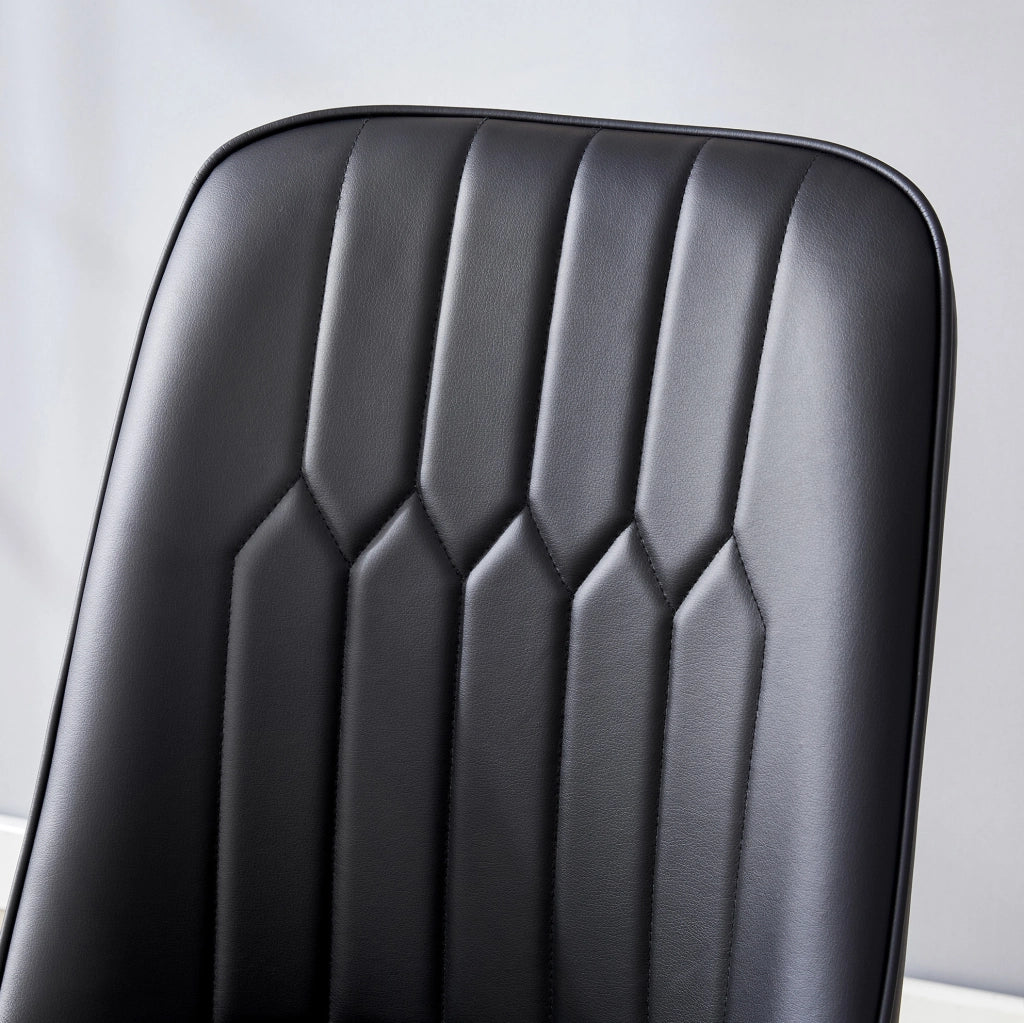 Sedia da pranzo moderna in PU nero con gambe in metallo argento; 89 cm