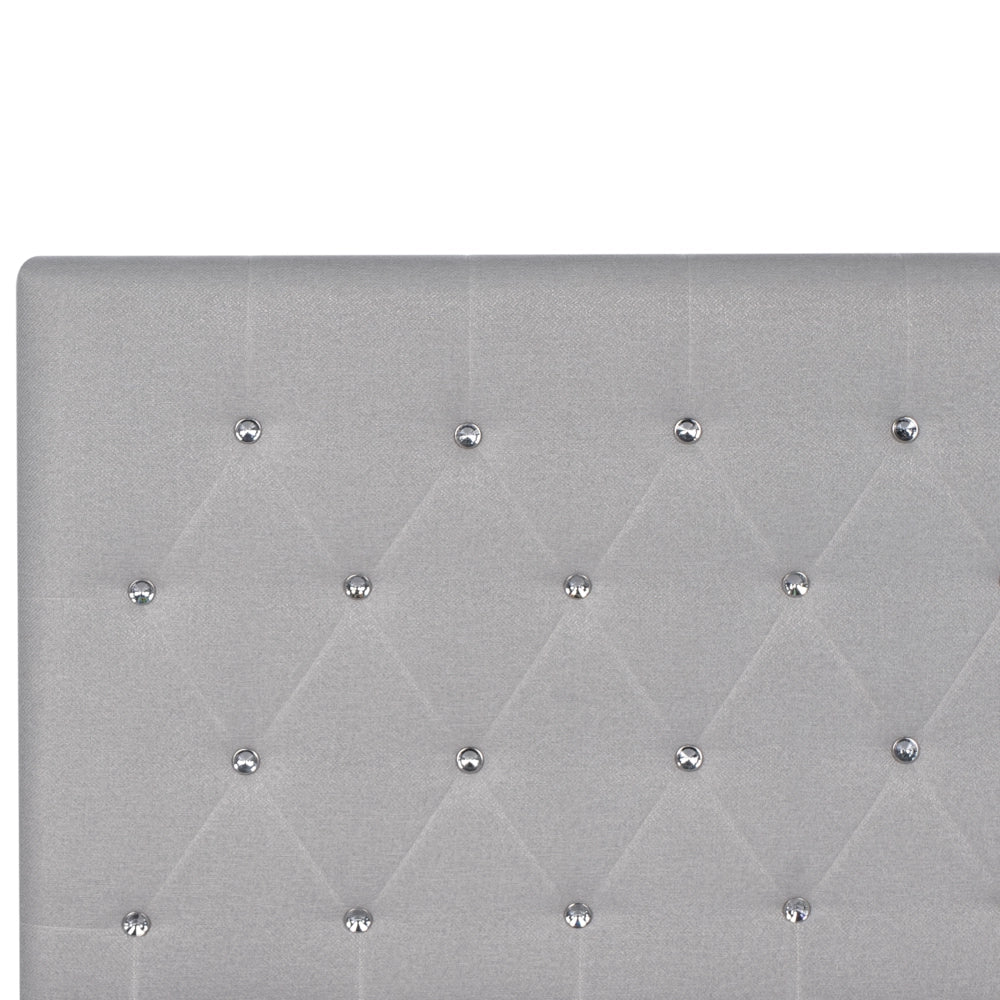 Letto matrimoniale imbottito in poliestere beige con testata imbottita con pouf 180 x 200 cm testiera doppia trapuntata