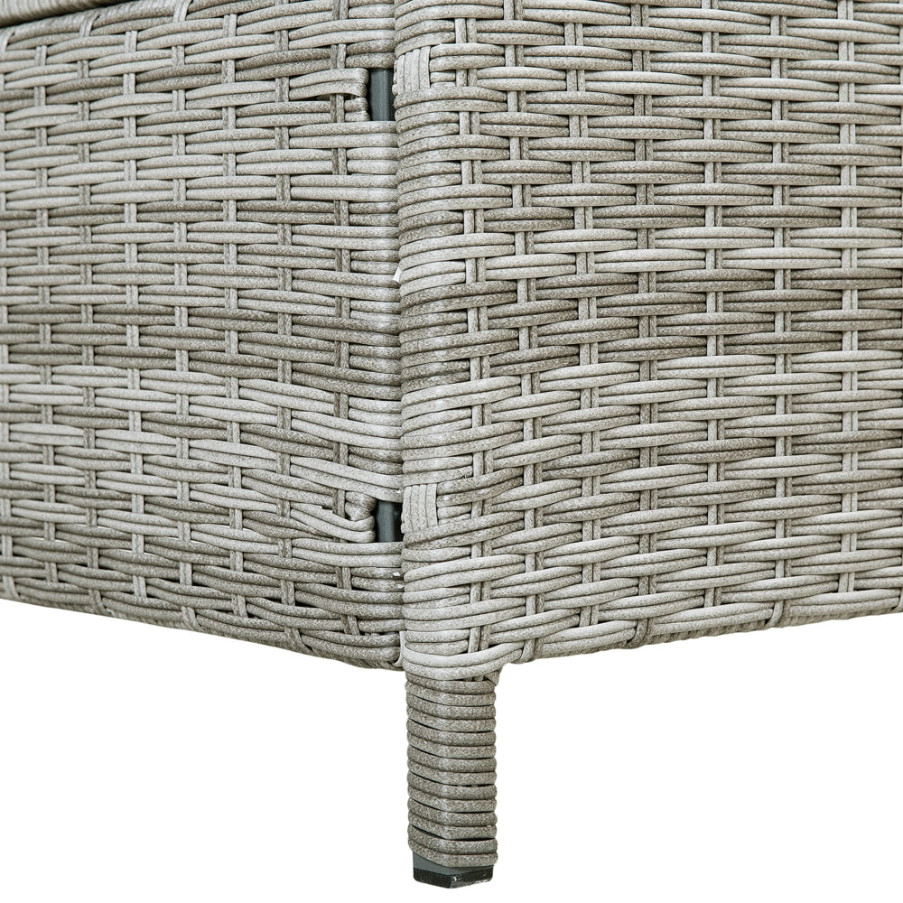 Lettino prendisole grigio finto rattan con cuscino poggiatesta regolabile