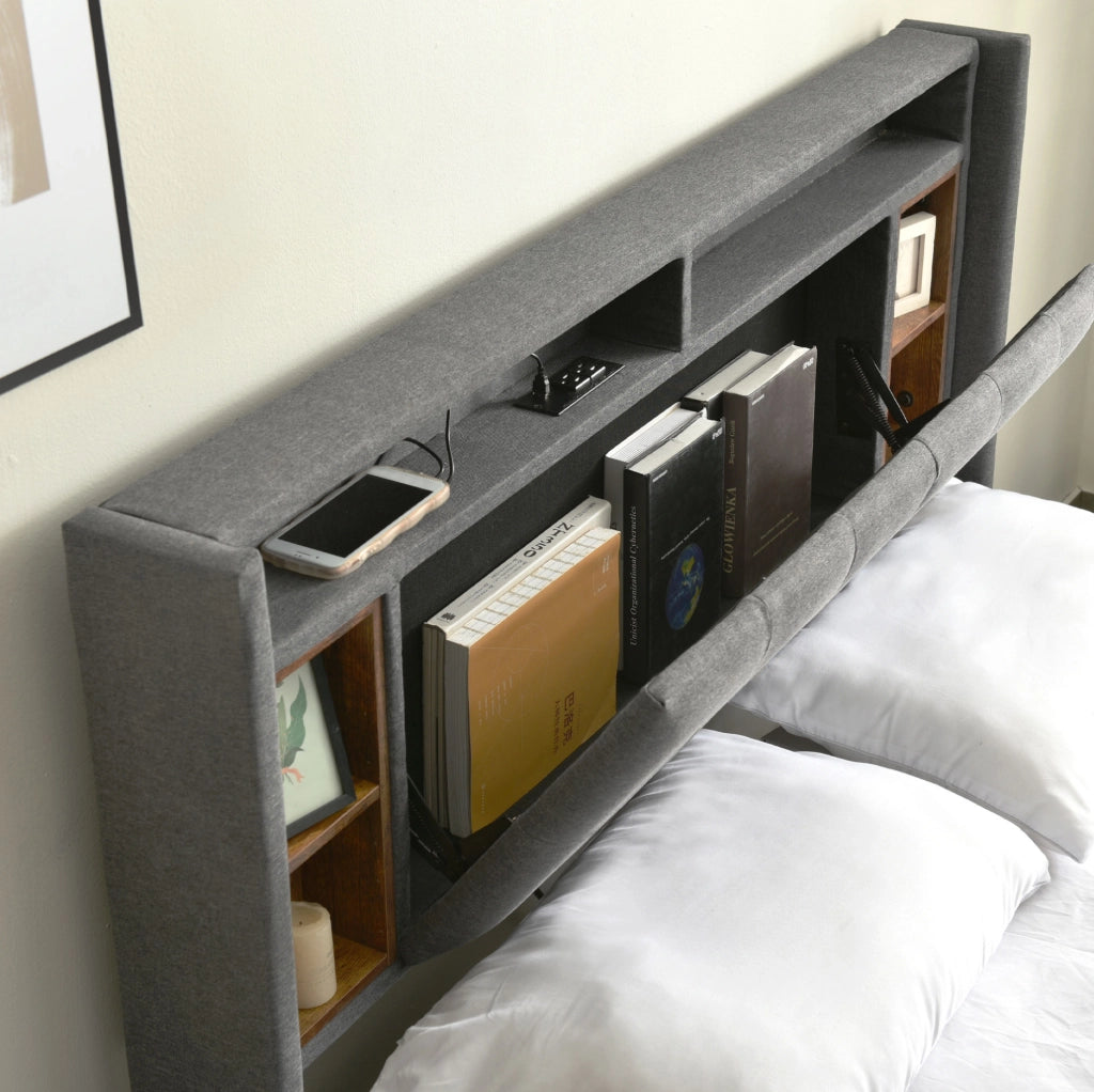 Letto imbottito 140x200 cm grigio con testiera contenitore, LED, USB e materasso H3