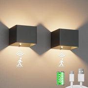 Lampada da Parete Ricaricabile - Lampada LED da Parete con Sensore di Movimento per Camera da Letto e Salotto, 3000K 5W, Set di 2, 5500mAh Lampada da Parete Ricaricabile