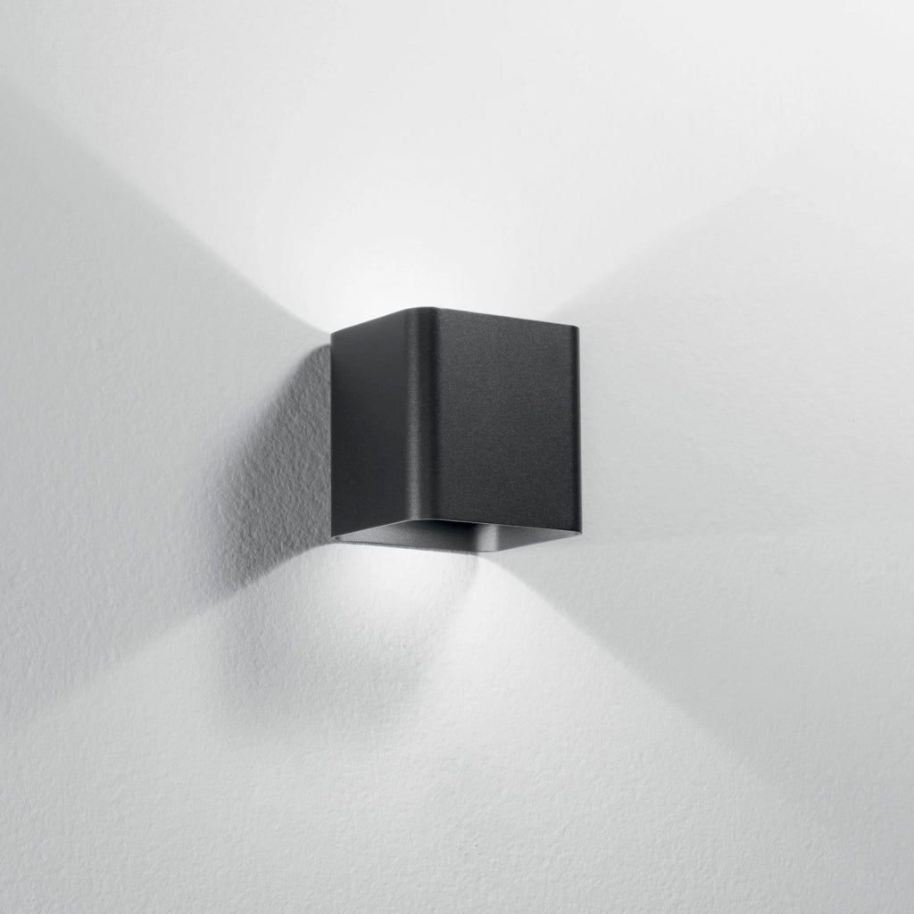 APPLIQUE BIEMISSIONE LED BIOME NERA 7W 840LM CCT 3000K / 4000K IP54 11X11X9,5CM