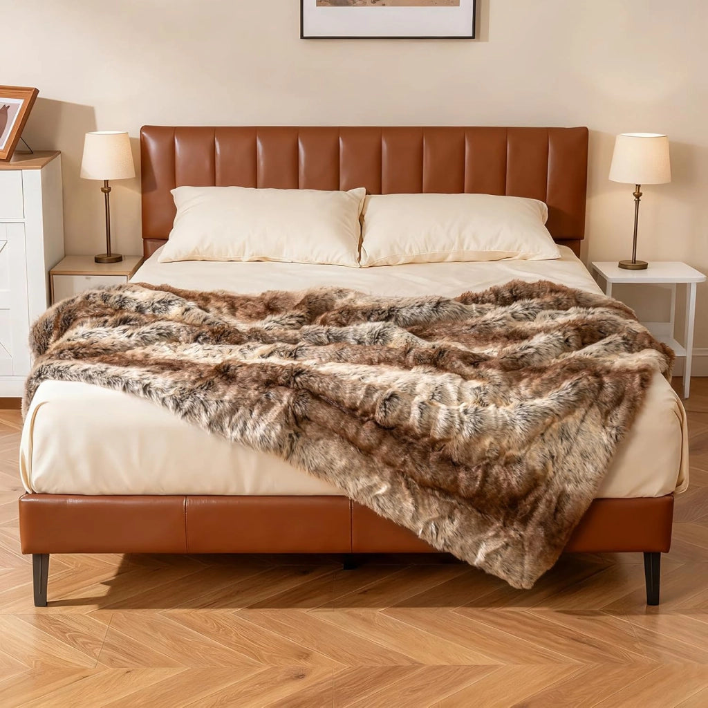 Pelosa per Letto Matrimoniale, Coperta in Pelliccia Sintetica Morbida e Soffice, Plaid di Lusso Spesso Caldo per Letto, Divano, 153 x 203 cm