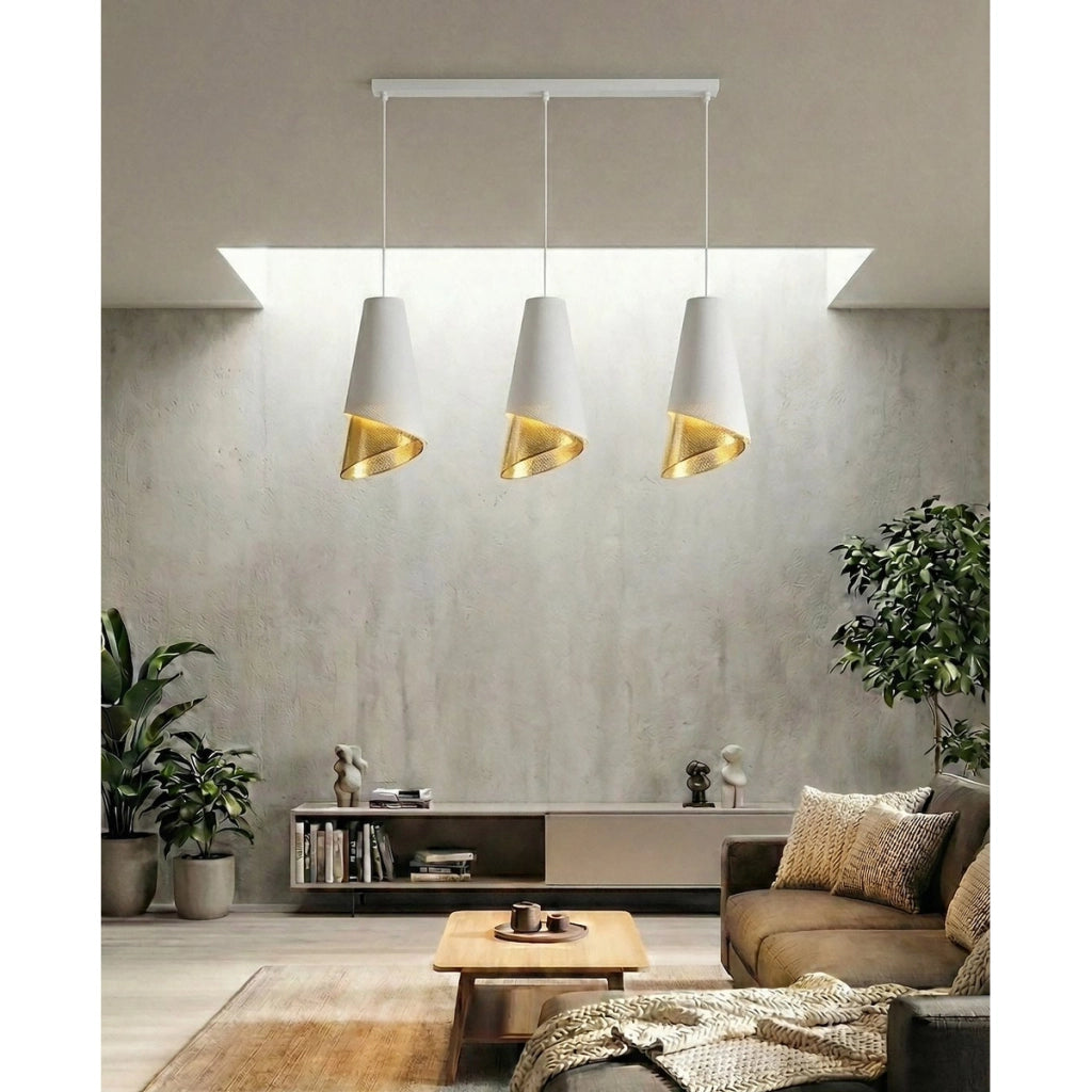 Lampada a sospensione MODA con paralumi bianchi e interno dorato