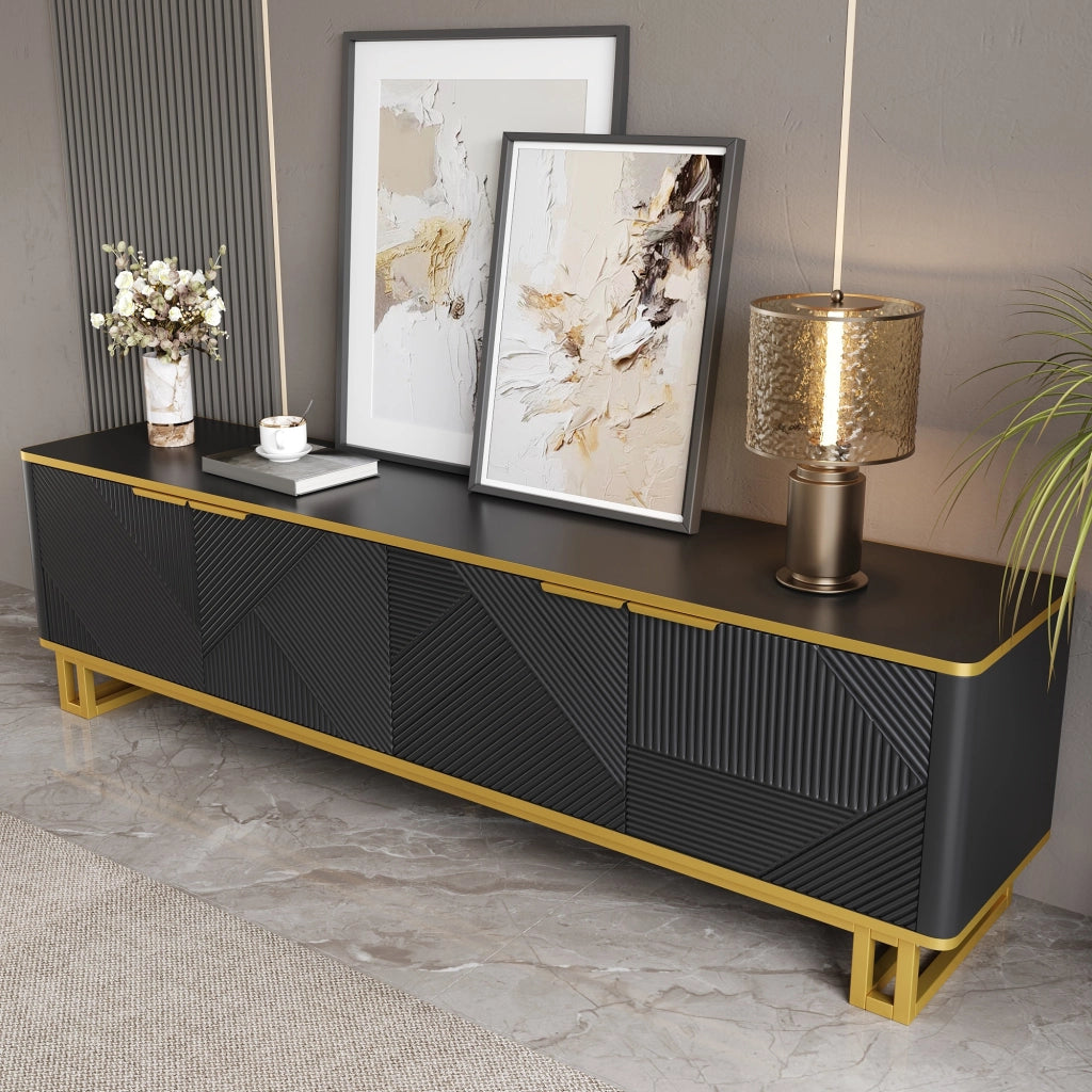 Mobile porta TV geometrico a quattro ante in MDF nero e oro con passacavi, 160 × 37,5 × 48 cm