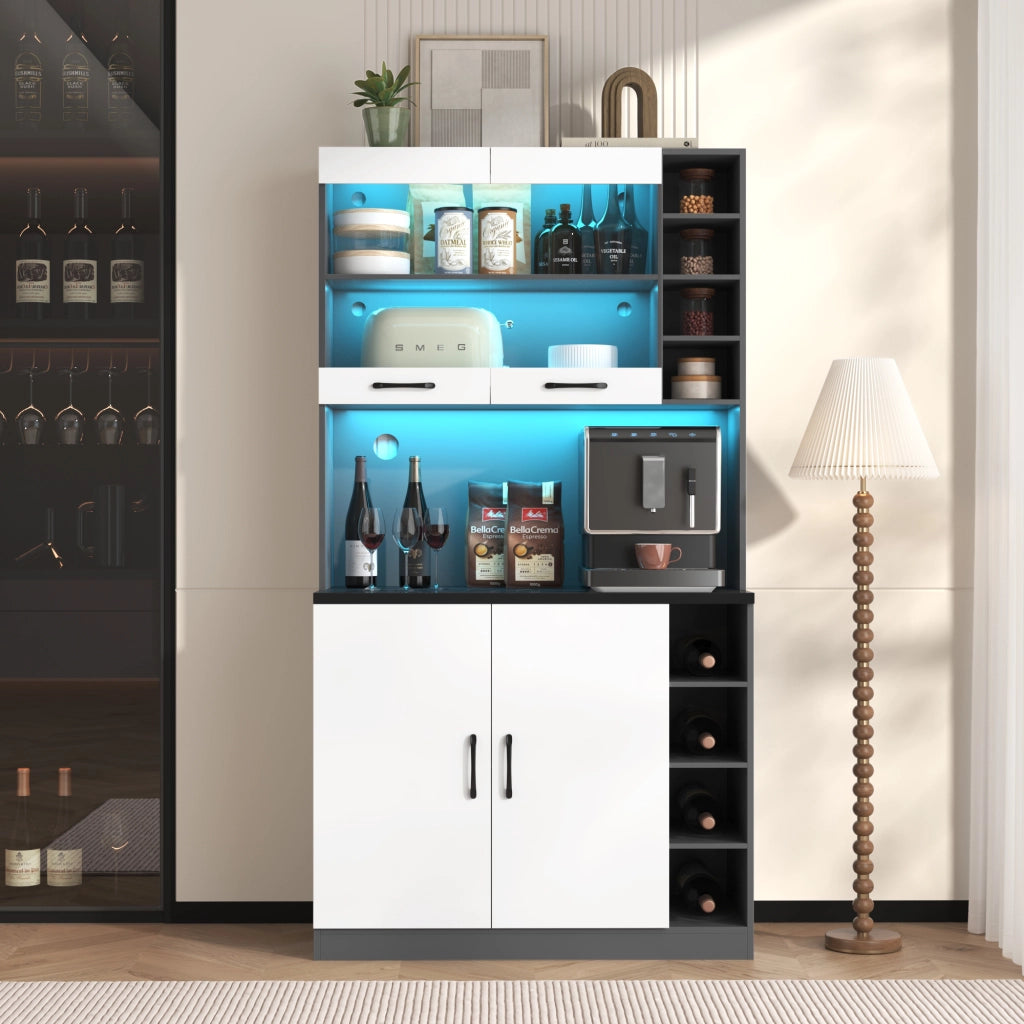 Credenza cucina moderna 100x47x187 cm con LED, ripiani regolabili e vano per microonde, bianco/grigio