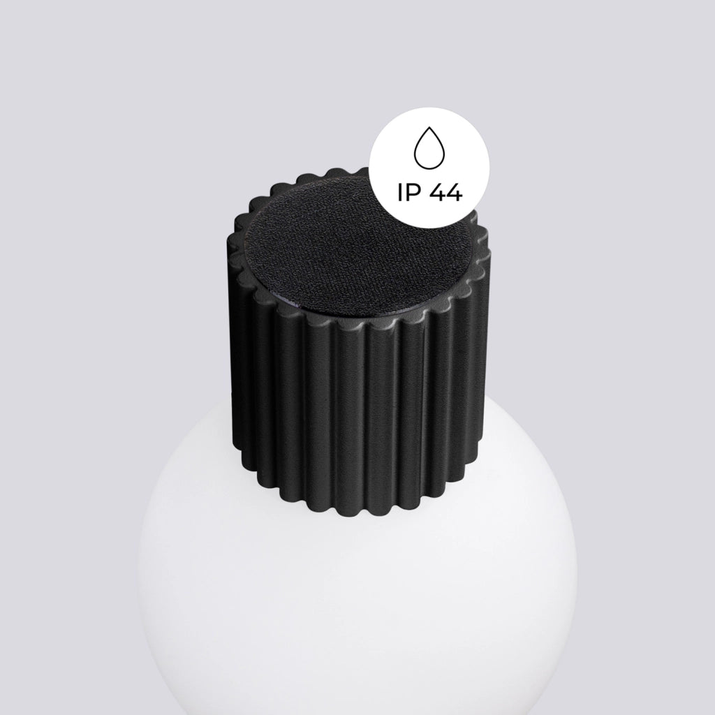 Applique moderna nera rigata, globo vetro G9 IP44 SFERA