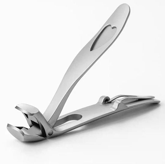 Nageltrattore con testa inclinabile per anziani - Trattore di unghie ergonomico per unghie spesse, Trattore di unghie in acciaio premium per uomini e donne (argento)