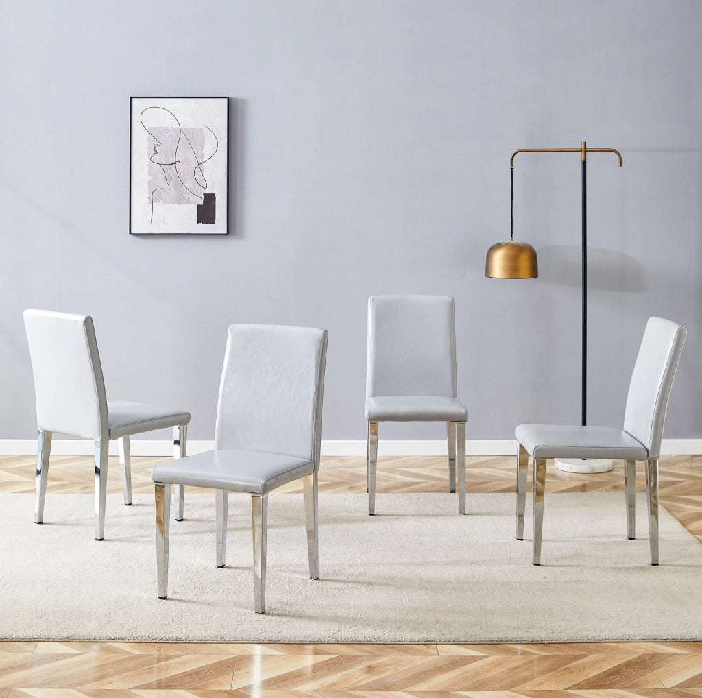 Set di 4 sedie da pranzo moderne in PU grigio chiaro con gambe in metallo argento; 90 cm