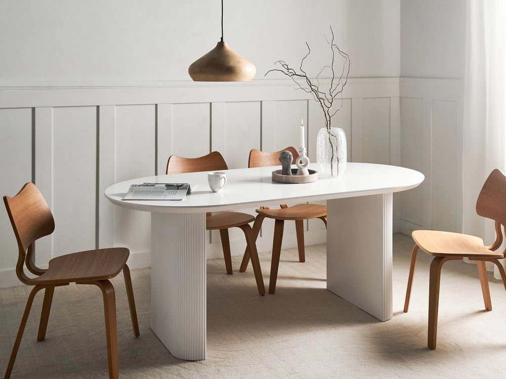 Tavolo da pranzo rustico con gambe ovali 180 x 90 cm Bianco stile rustico