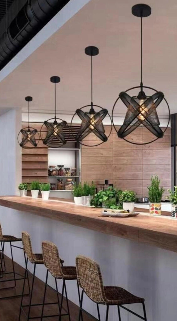 Lampadario a sospensione dal design moderno industriale in ferro intrecciato