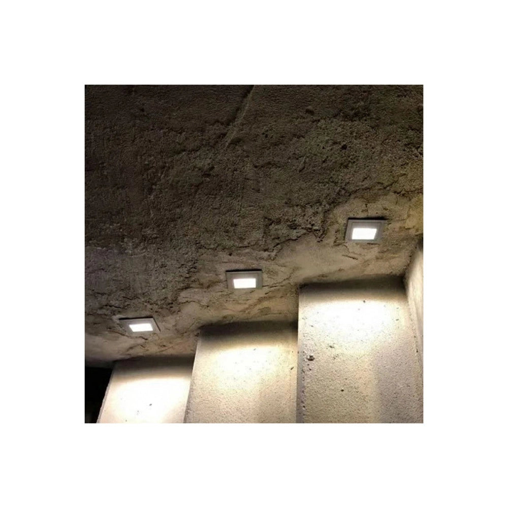 Trade Shop - Lampada Segnapasso 1w A Led Da Parete Muro Applique Da Interno 95x95 Luce Calda -