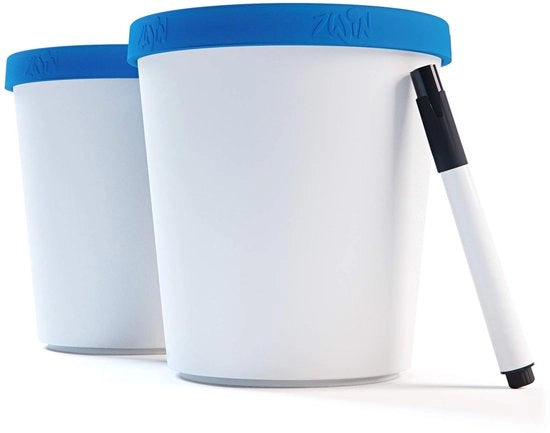 Set di 2 contenitori per ghiaccio 1L - Contenitore per ghiaccio con coperchio con etichetta - Contenitori per ghiaccio riciclabili - Libero da BPA - Ideale per il ghiaccio fai da te 

Modello: 
Capacità: 1L
Materiale: 
BPA-vrij: Sì