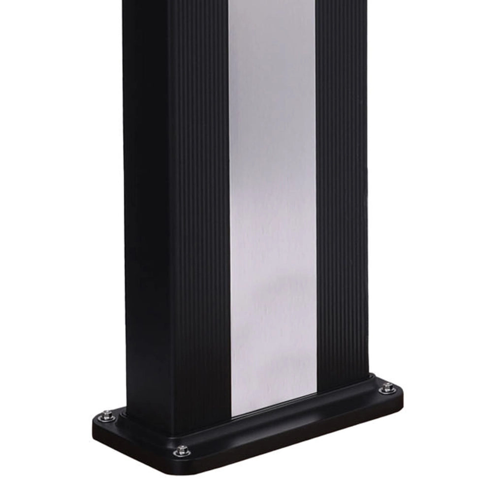 SINED Doccia Solare Nera In Alluminio con Fascia Centrale Inox Serbatoio 40 Litri Altezza 224 cm Miscelatore e Soffione Quadrato Modello Ella