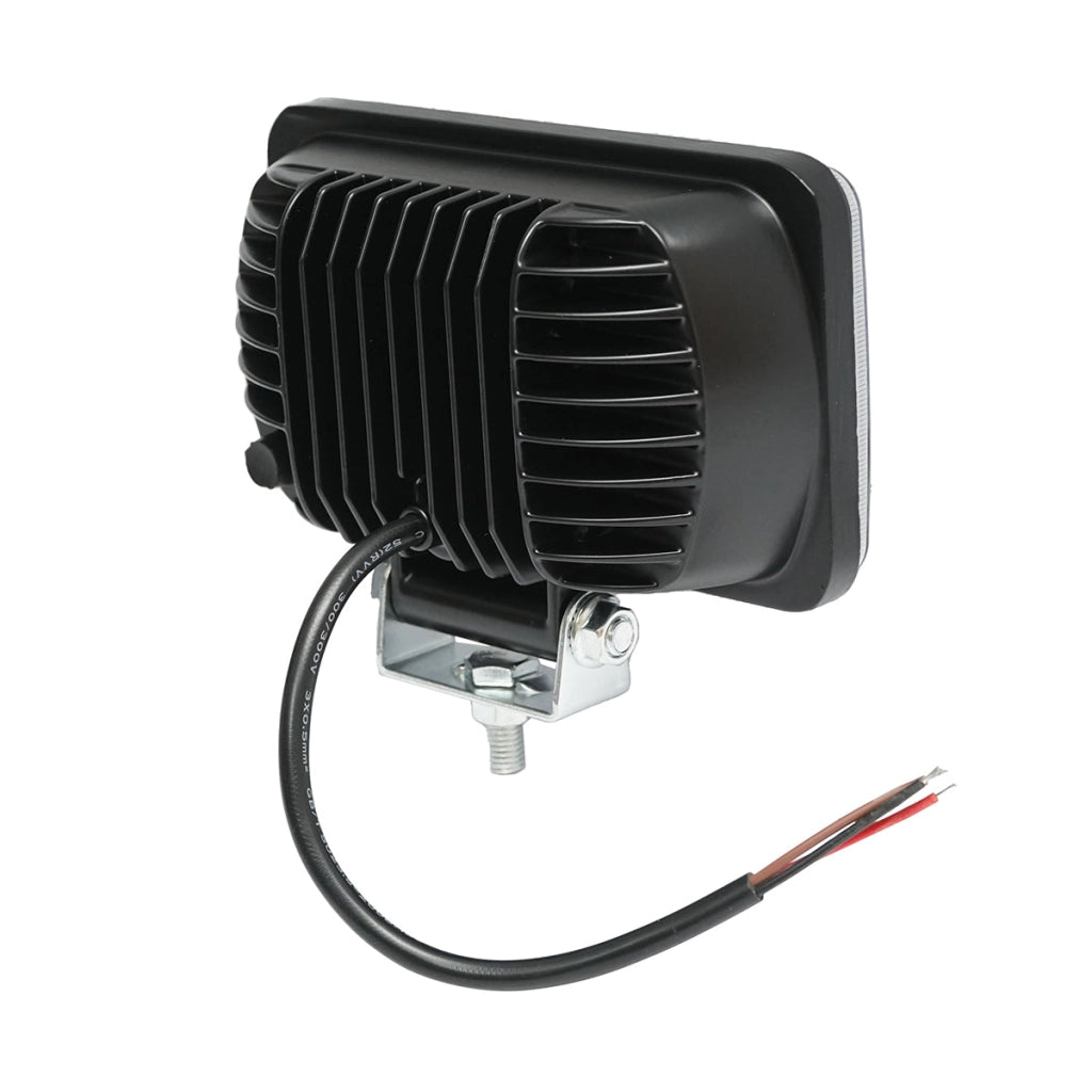 Lampada con 8 LED, 10-30V, 24W, angolo di radiazione 60°