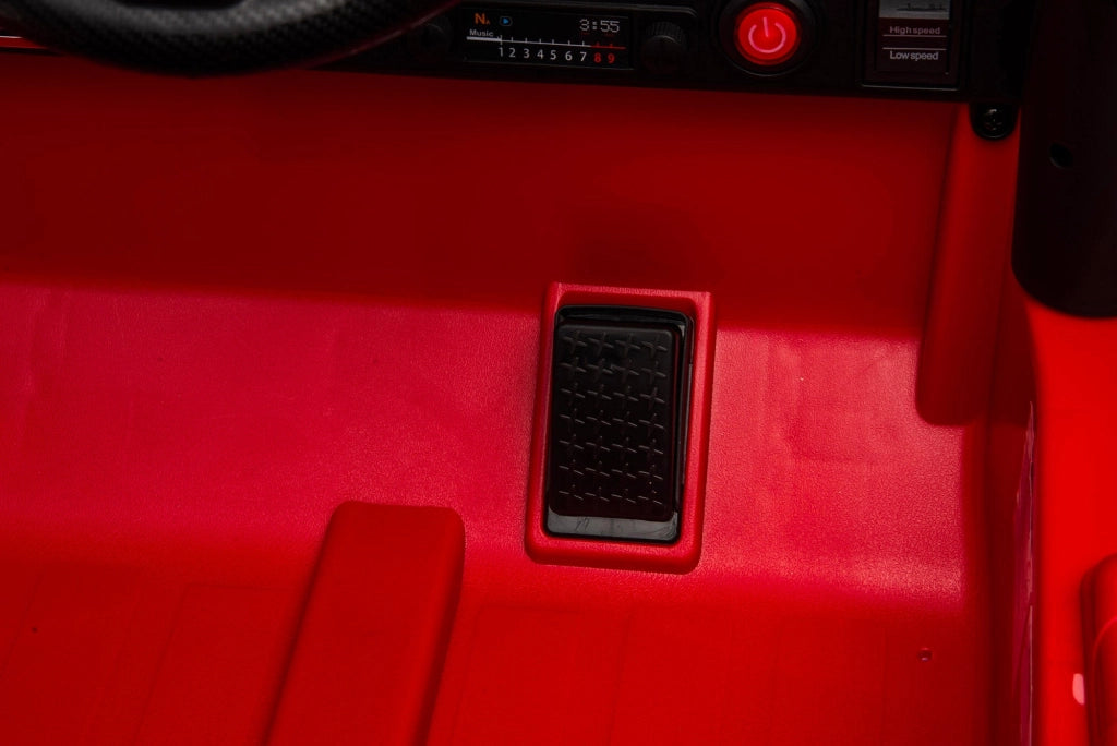 Macchina Elettrica per Bambini 12V Toyota Cruiser Rossa