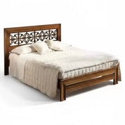 Letto matrimoniale classico traforato noce bassano 183x210x117 - Mobili 2G