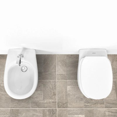 WC sospeso per disabili con apertura frontale e profondità 55 cm
