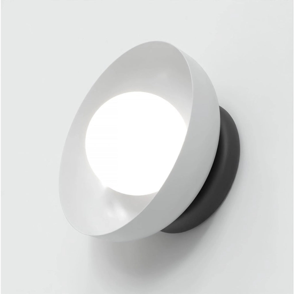 Lampada a parete Ozzy in acciaio nero opaco