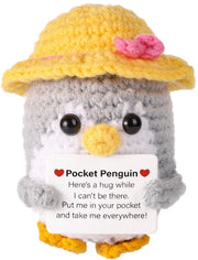 Zuccotto di peluche per cuscino 9cm - Pinguino in lana a maglia - Regalo creativo per festeggiare - Carta di incoraggiamento - Cappello estivo leggero e morbido - Animale da abbracciare morbido