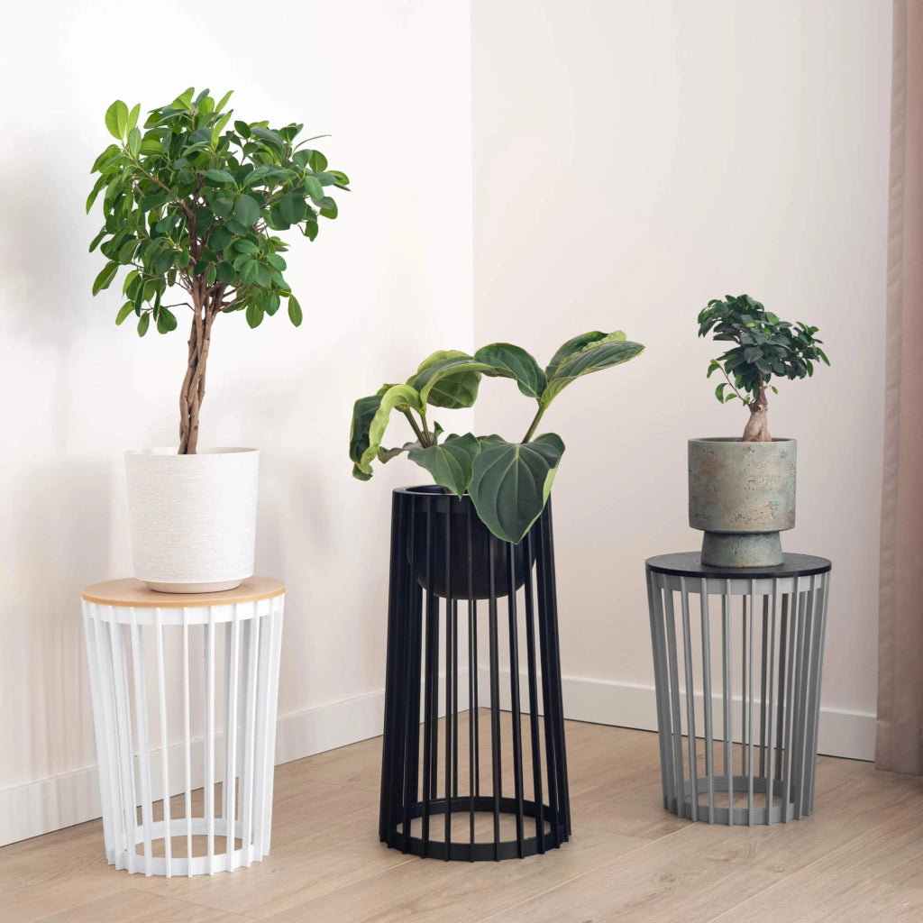 Tavolino rotondo KADAX nero, piccolo, stile loft, da giardino, per balcone, traforato, 54 cm
