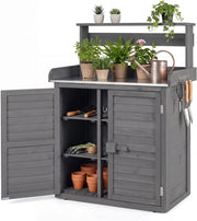 Armadietto da Esterno in Legno a 2 Livelli (Grigio) | con Piano in Metallo Zincato, 3 Ganci Appendiabiti, Ripiani Rimovibili e Ante a Doghe, da Giardino, Balcone e Cortile