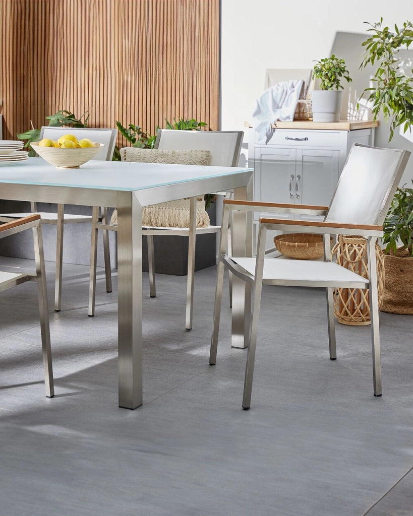 Set di 4 Sedie da Pranzo da Giardino Seduta in Tessuto Bianco e Argento Gambe in Acciaio Inox Impilabili da Esterno