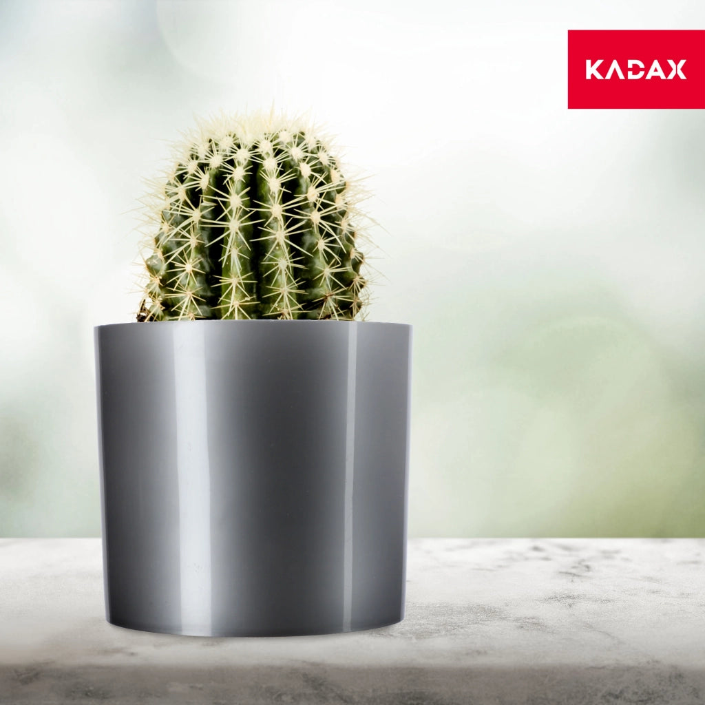 Vaso da fiori rotondo in plastica KADAX, 12,5 cm, colore argento.