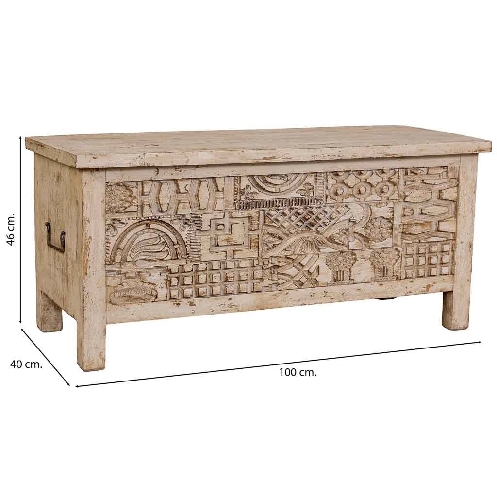 Baule in legno beige intagliato a mano 100x40x46h cm