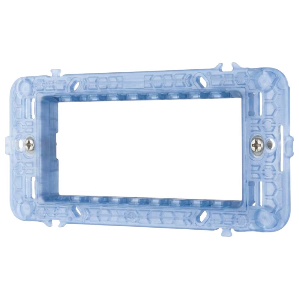 Supporto placche ave s44 per scatole rettangolari con viti *** numero posti 4 moduli, confezione 1