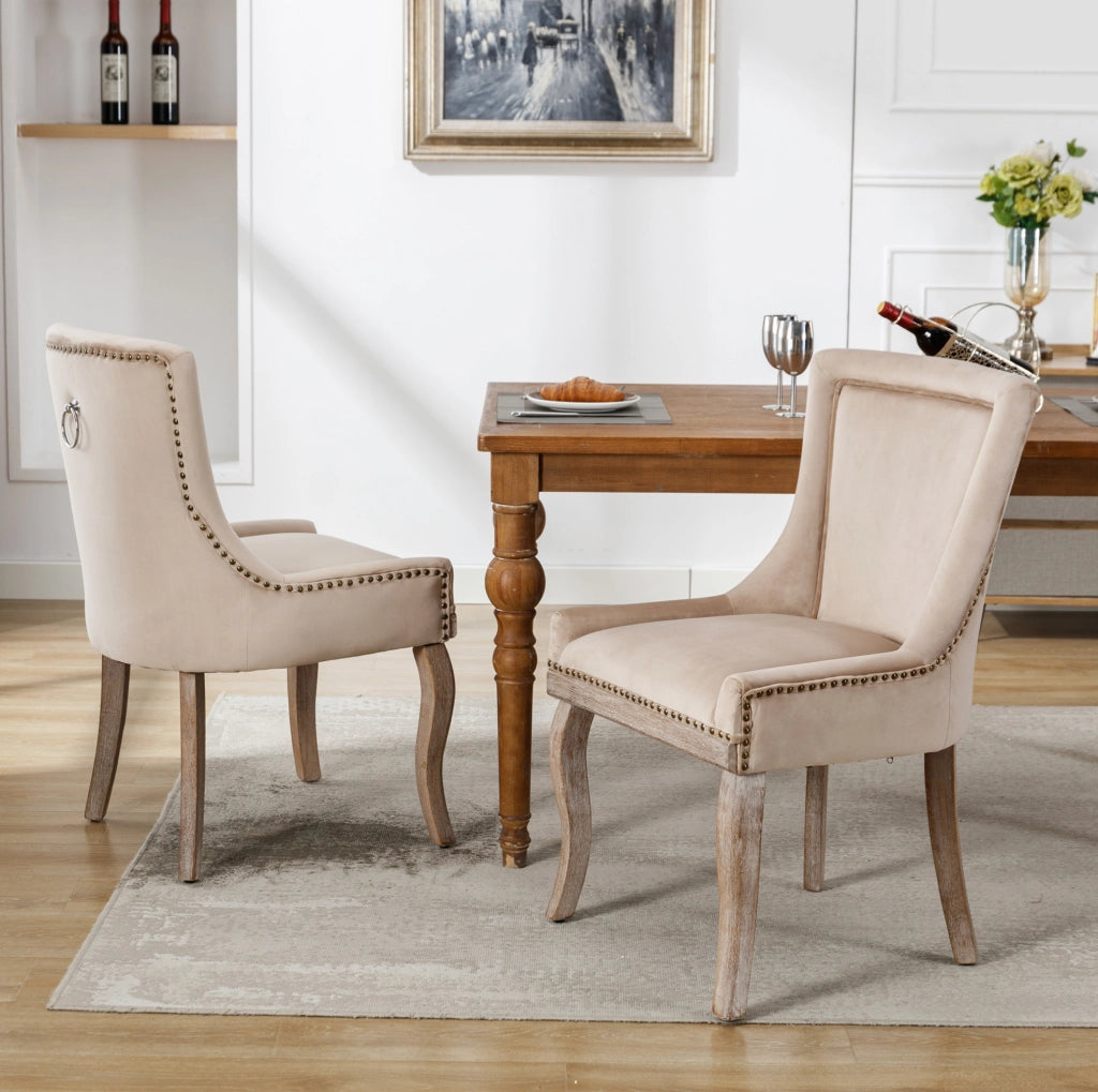 Sedia da pranzo imbottita in velluto beige con struttura in legno massello; 61x50x91 cm