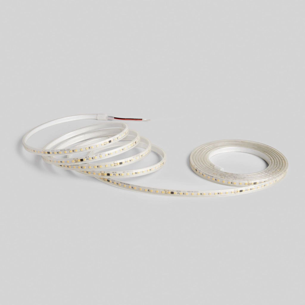 STRIP LED SMD 220V 8W 960LM PER MT  3000K pf>0.5  ROTOLO DI 20MT