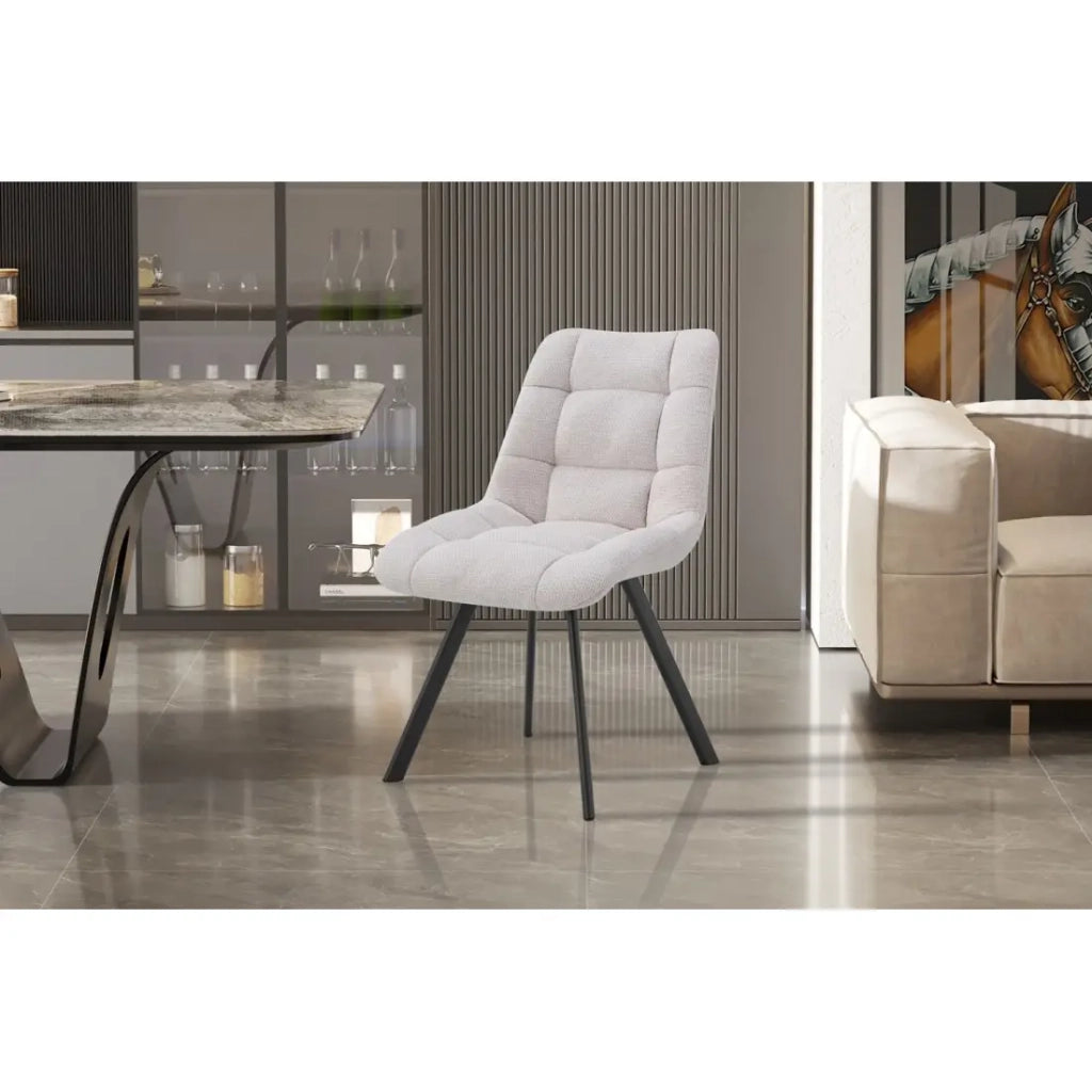 Set di 2 sedie VELMA – Tessuto beige – Gambe in metallo – Design elegante – Seduta confortevole e moderna
