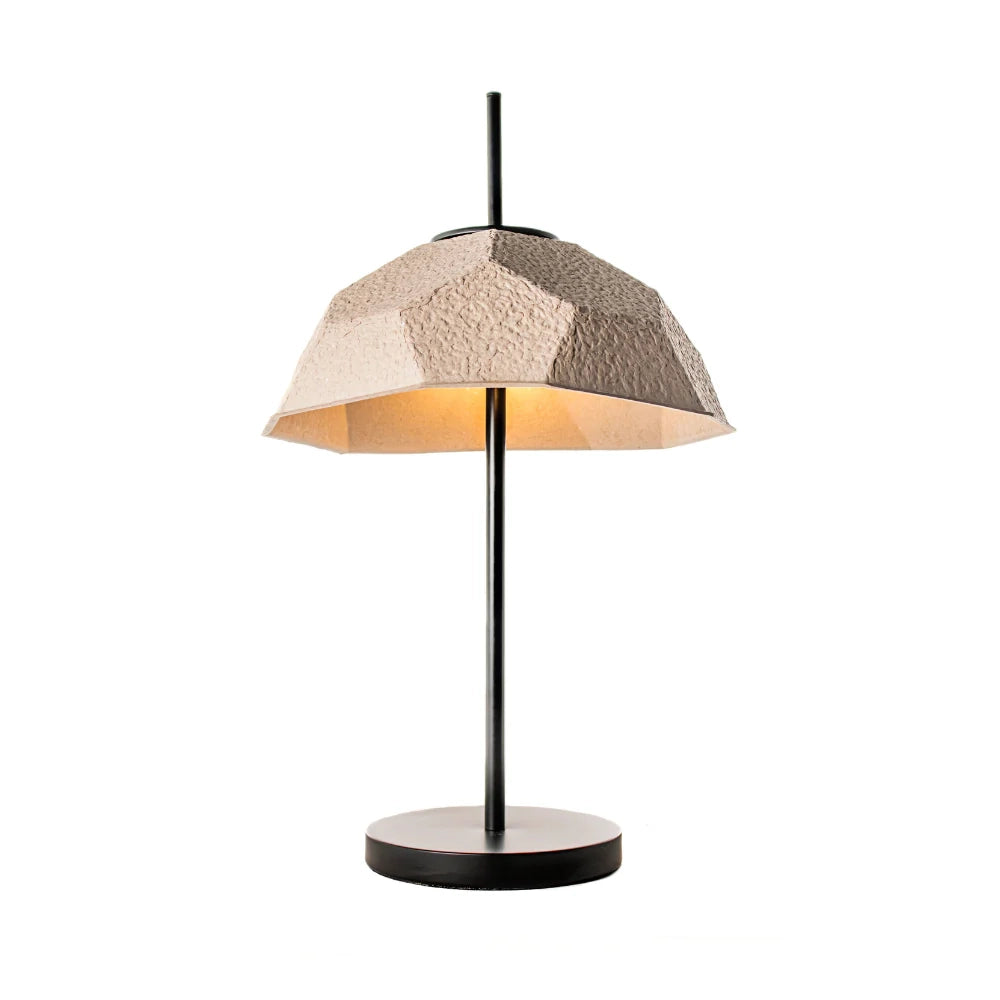 Lampada da tavolo Turtle in cartone riciclato tortora | Duzzle