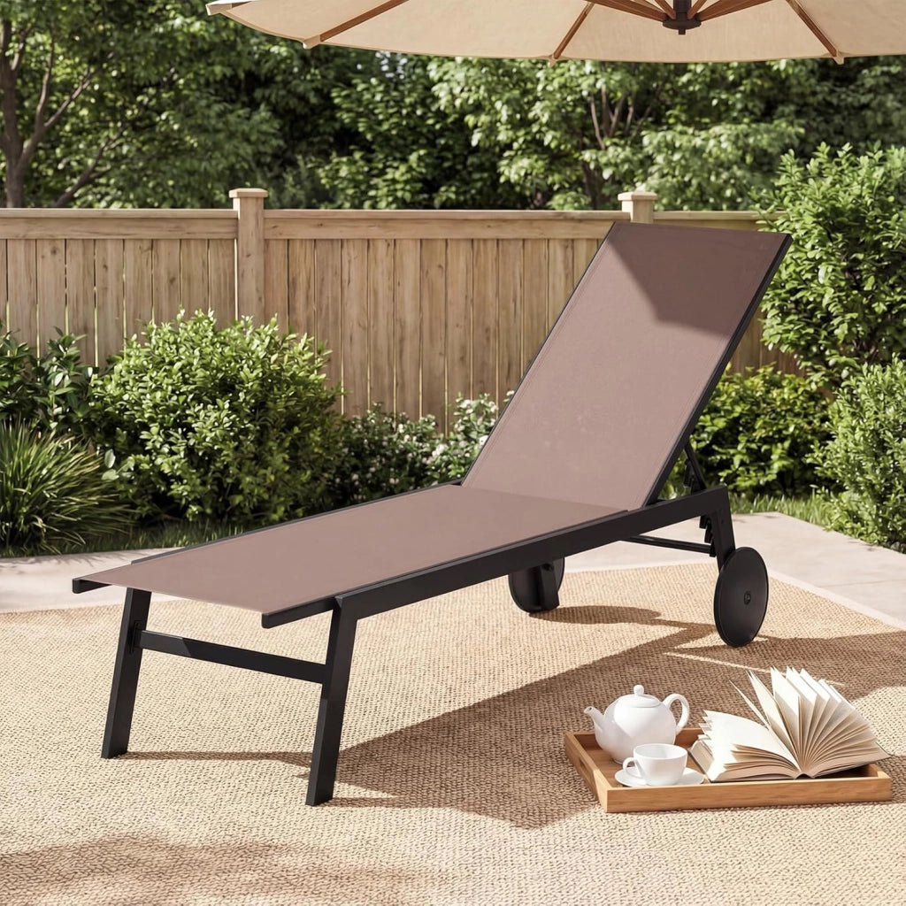 Sdraio da Giardino Reclinabile, Poltrona in Metallo Resistente con Schienale 6 Posizioni e Tessuto Traspirante, Sedia da Abbronzatura Piatta per Bordo Piscina e Terrazza(Marrone,1)