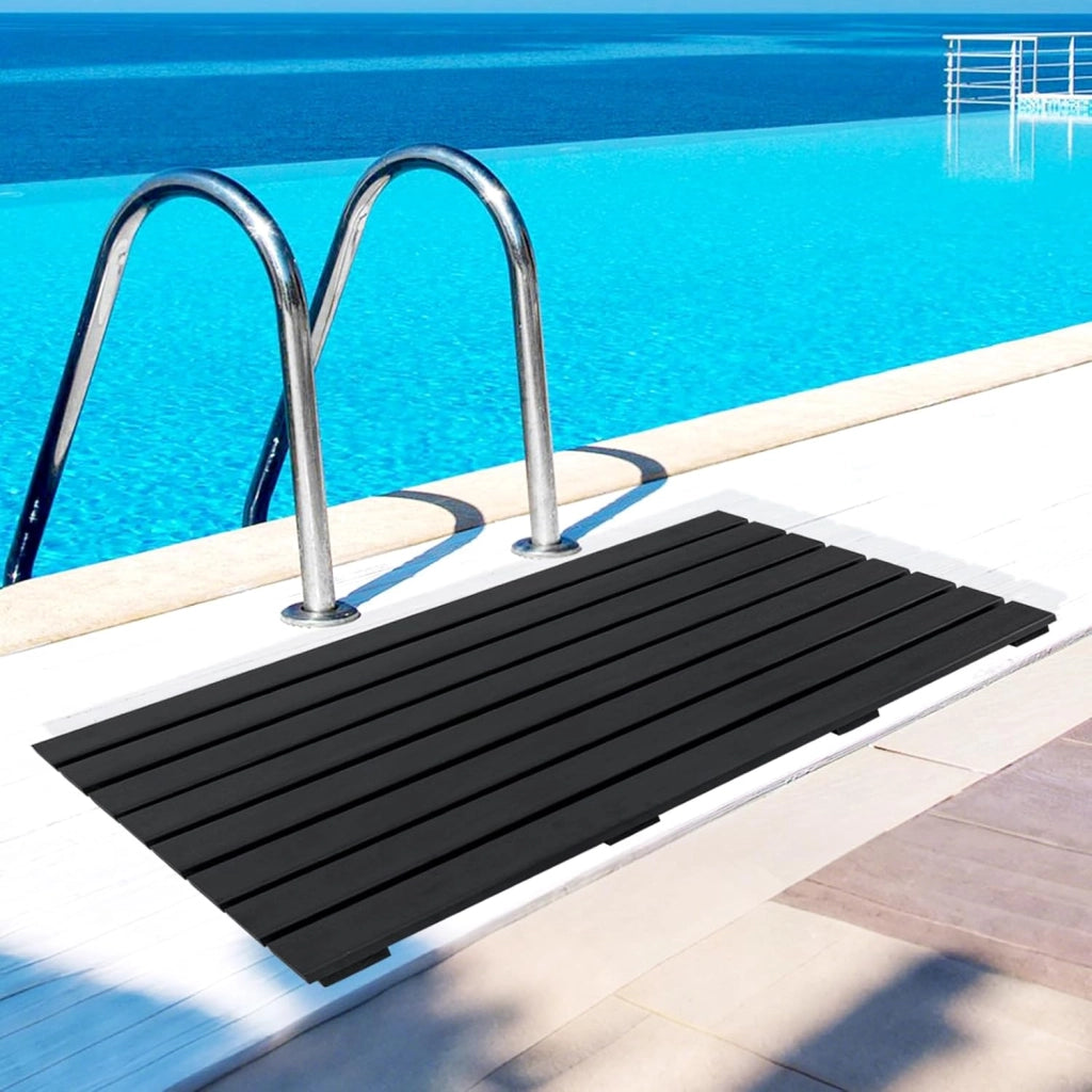 Tappetino doccia antiscivolo, griglia per esterni e interni, 100 x 60 cm, materiale WPC impermeabile e robusto, finitura effetto legno, carico 150 kg, per bagno, piscina, ingresso, nero