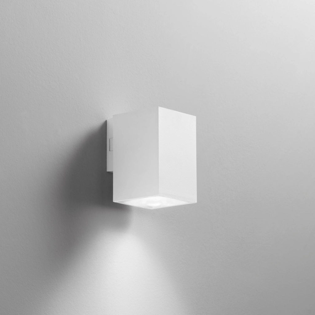 APPLIQUE LED POLO BIANCA QUADRATA 8W 980LM CCT 3000K / 4000K IP65 7,8X9,9X11,6CM