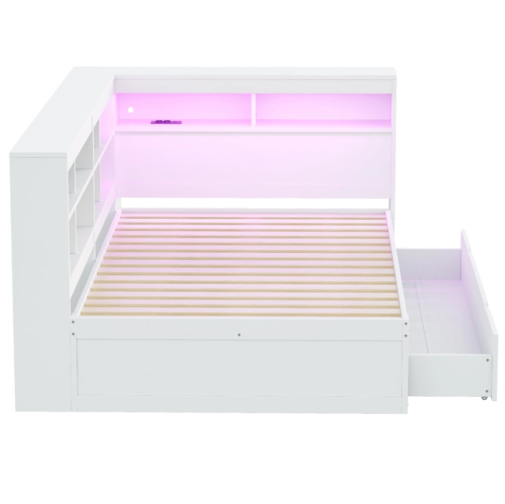 Letto matrimoniale multifunzione 140x200 cm con LED e USB