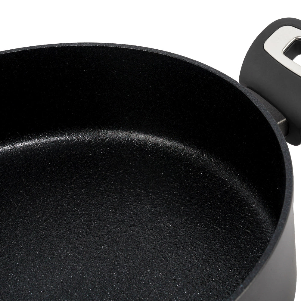Tegame 2 maniglie con coperchio Elegance Black  28 cm doppio fondo acciaio inox, manico Soft touch