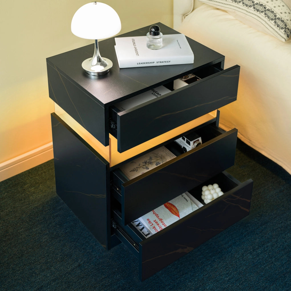 Comodino LED nero e oro in legno ingegnerizzato, 3 cassetti