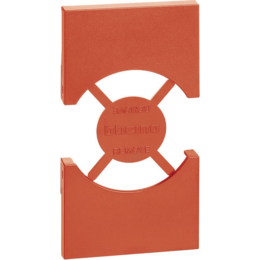 Living Now - Cover presa IT/GER 2M rosso - KR03