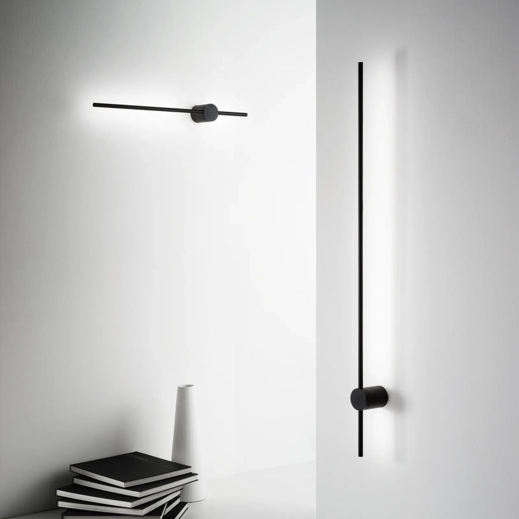 Applique Essence 1 Luce Led Integrato Nera
