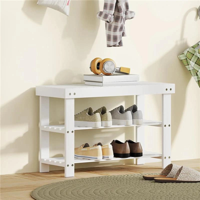 PANCA SCARPIERA BASSA IN BAMBÙ CON 2 RIPIANI A DOGHE E SEDUTA, 70X28X45 CM, BIANCO