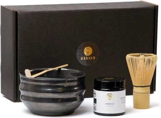 Set di Matcha Biologico - Grado Cerimoniale Bio Matcha - scopa e cucchiaio in ceramica artigianale