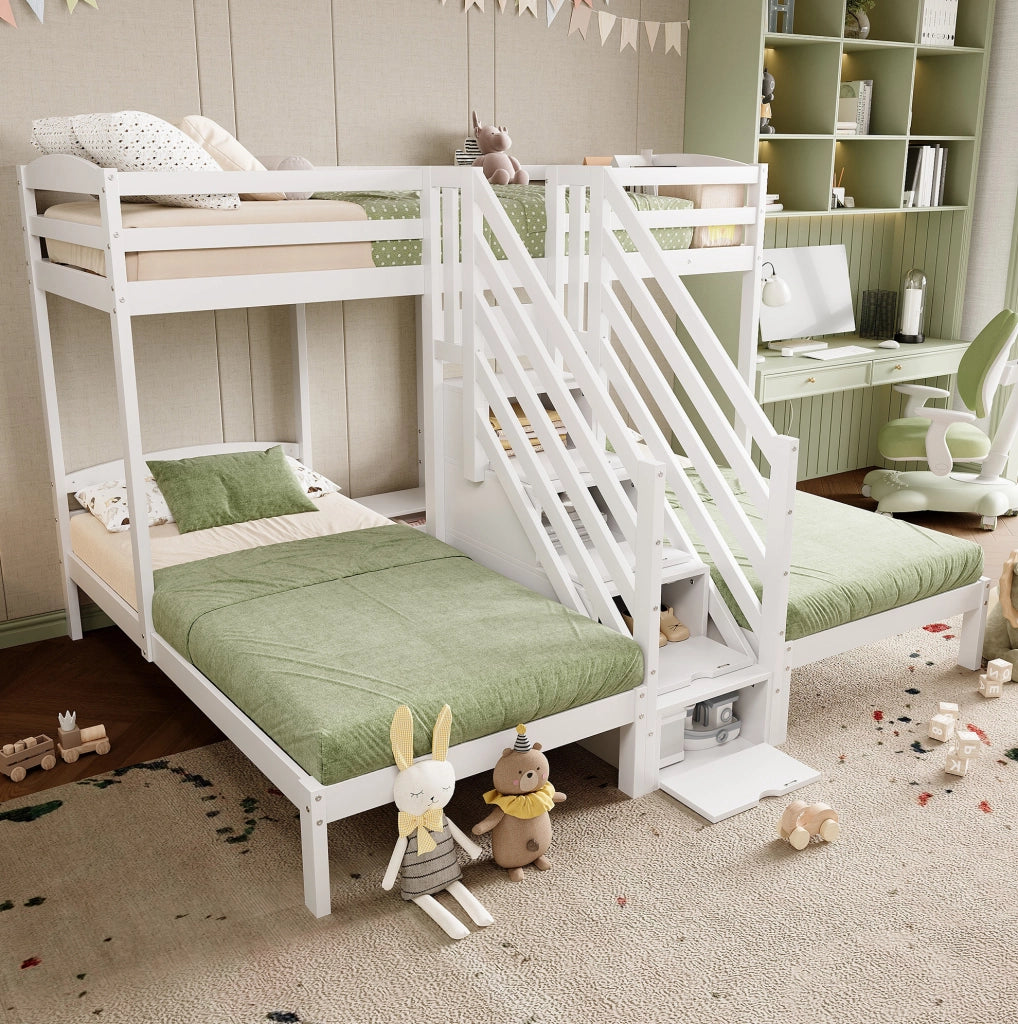 Letto a castello triplo 90x200 cm in pino con scala contenitiva e sponde, bianco