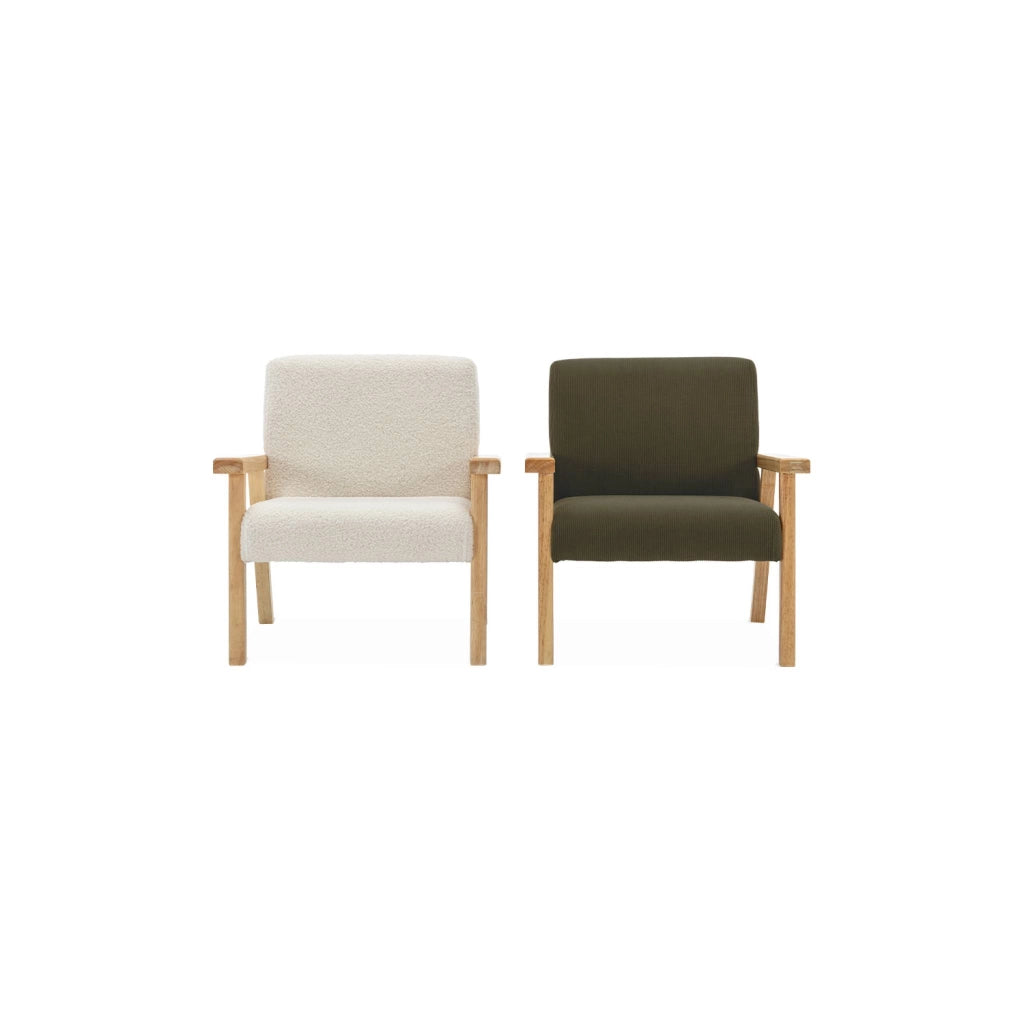 Poltrona scandinava per bambini in legno di hevea e tessuto bouclé,