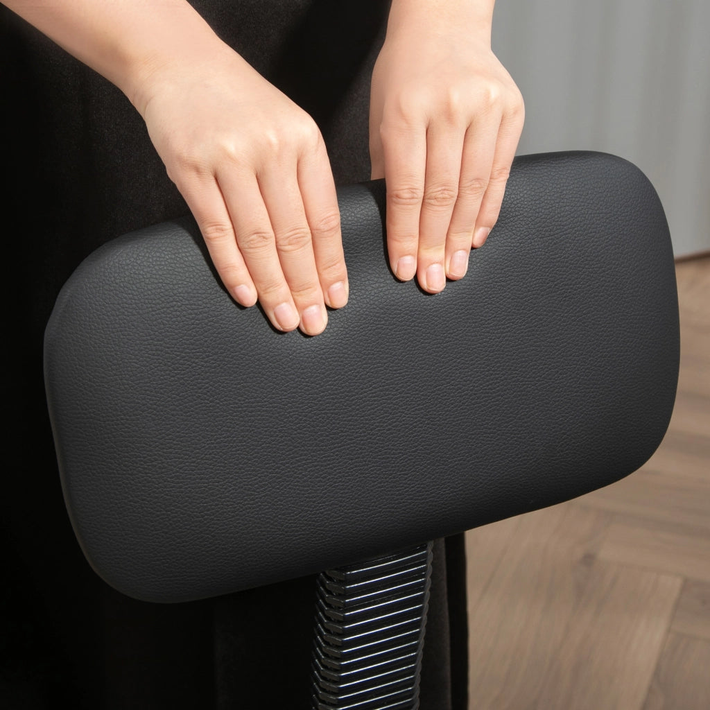 Sedia da ufficio ergonomica girevole in pelle sintetica con poggiapiedi regolabile nera 52 × 52 × 78-92 cm
